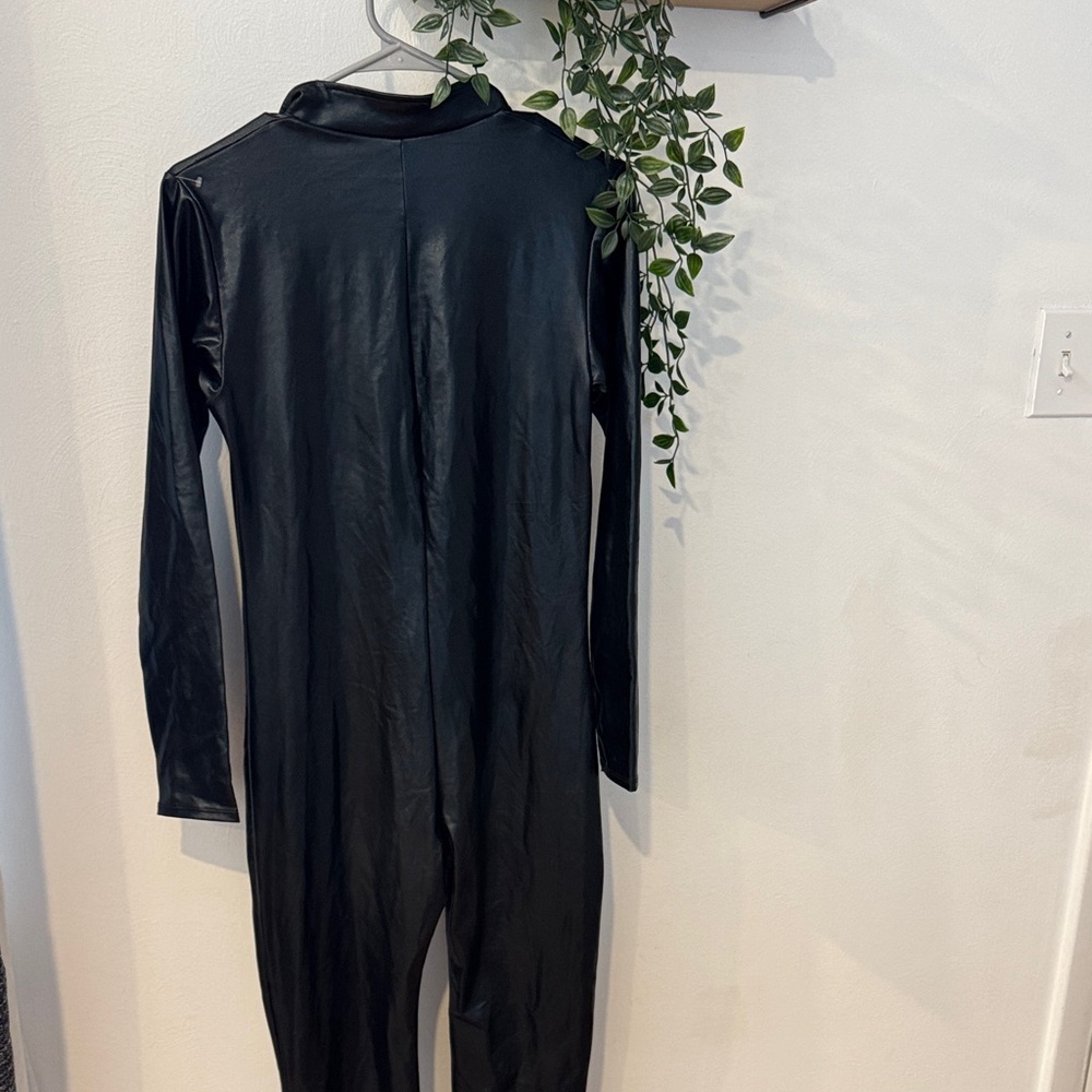 Leg Avenue wet look latex Black Zipper Jumpsuit - Picture 4 of 4